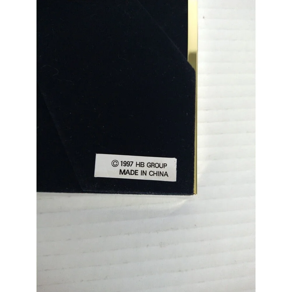 HB Group Vintage 1997 Ornate Gold-Toned Metal Picture Frame